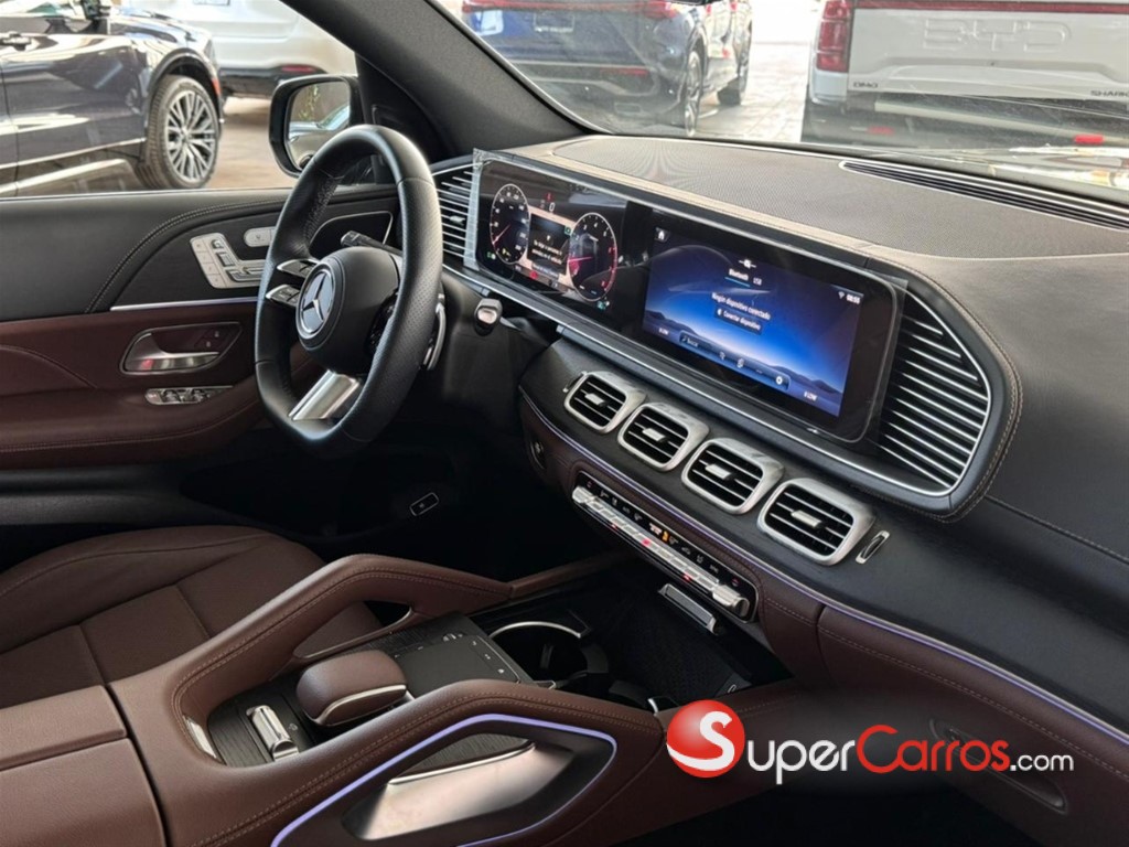 2025 Mercedes-Benz Clase GLS 450 4MATIC AMG — foto 8 / 12