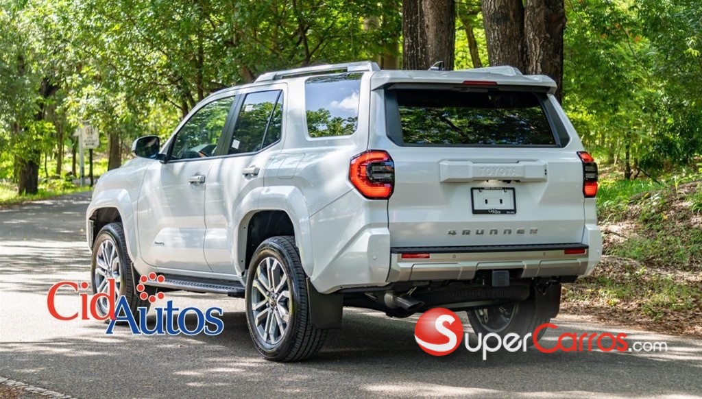 2027 Toyota 4 Runner Limited — foto 4 / 10