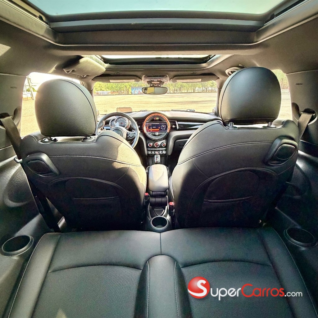 2020 Mini Cooper S — foto 10 / 10