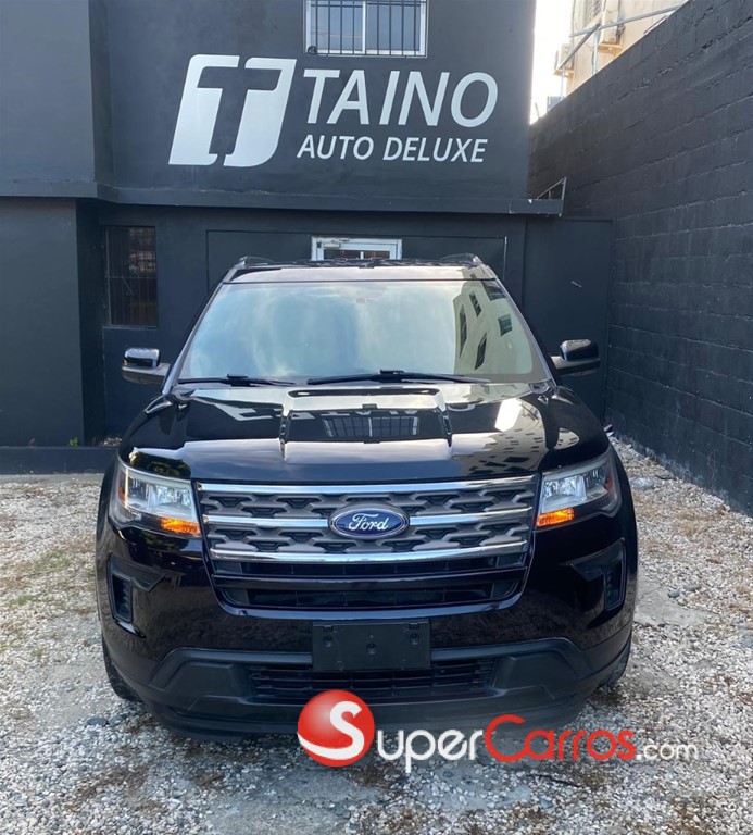 2019 Ford Explorer — foto 2 / 9
