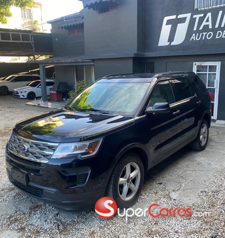 2019 Ford Explorer — foto 3 / 9