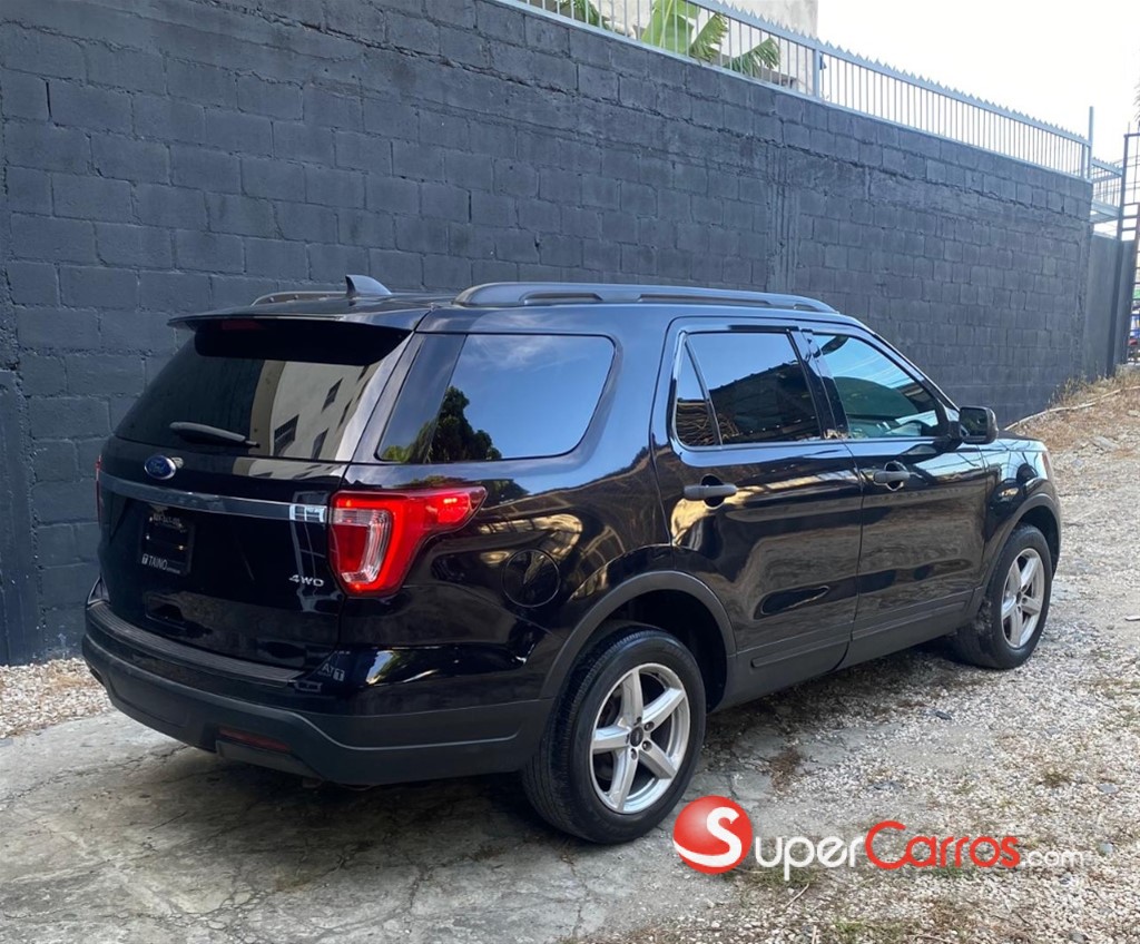 2019 Ford Explorer — foto 4 / 9