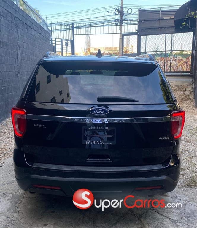 2019 Ford Explorer — foto 5 / 9