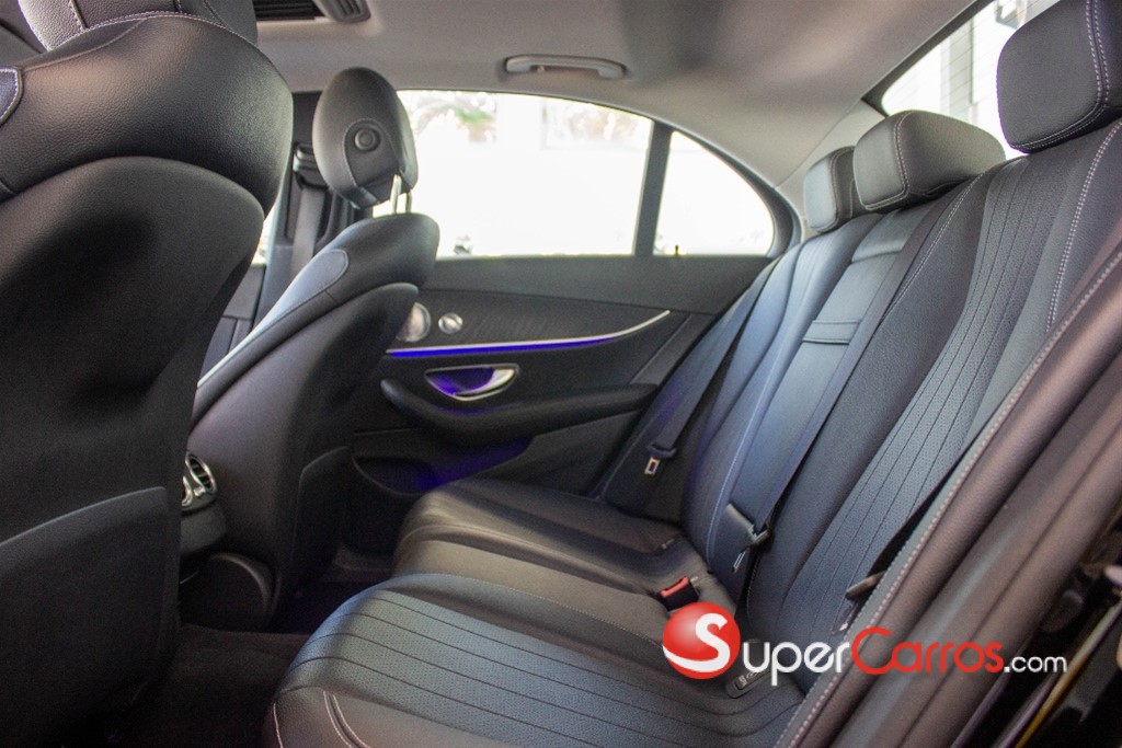 2017 Mercedes-Benz Clase E 300 4MATIC — foto 9 / 12