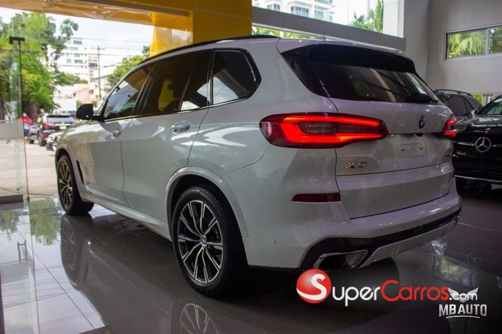 2019 BMW X 5 XDRIVE 40i M PACKAGE — foto 4 / 12