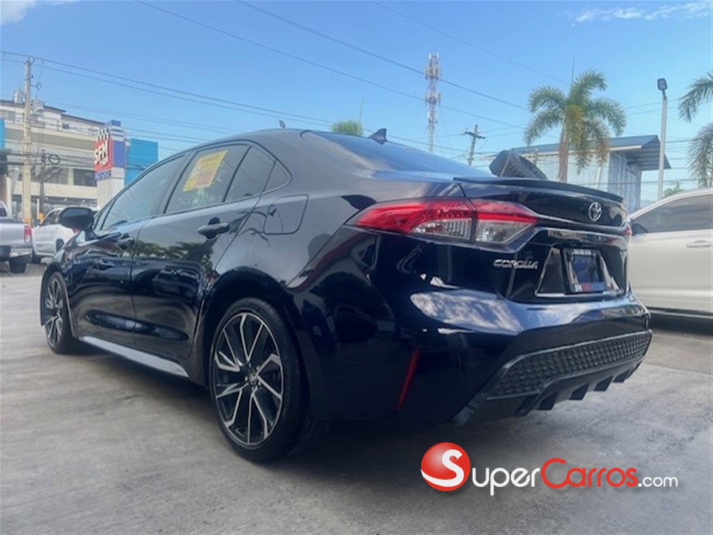 2021 Toyota Corolla SE — foto 2 / 10