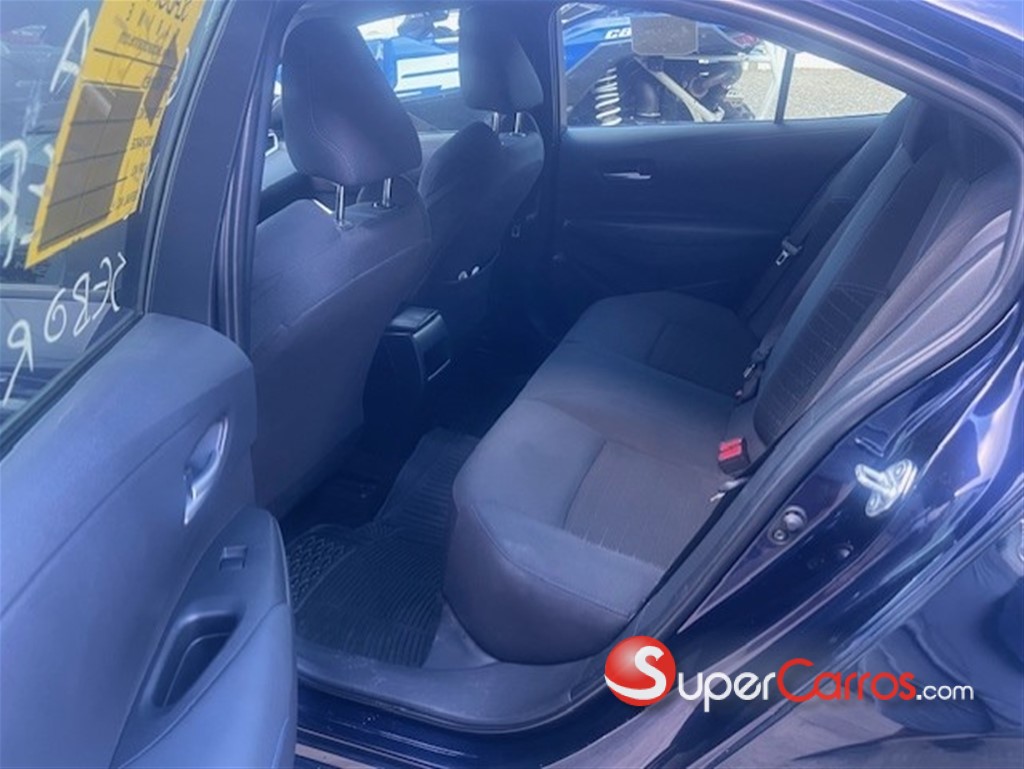 2021 Toyota Corolla SE — foto 8 / 10