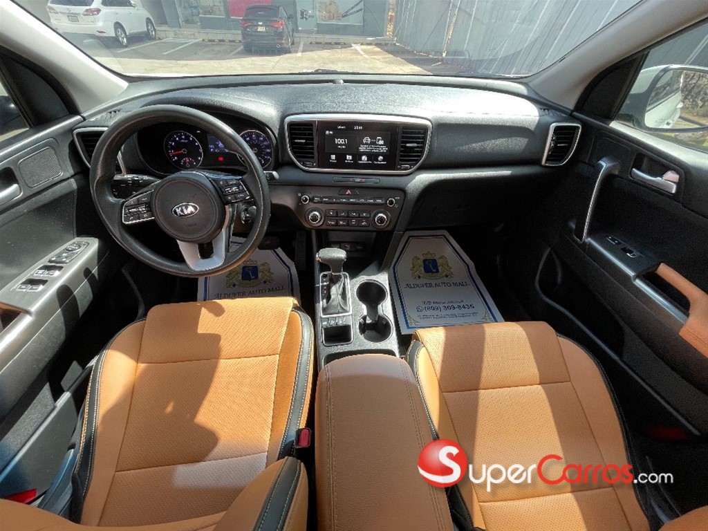 2021 Kia Sportage LX — foto 2 / 9
