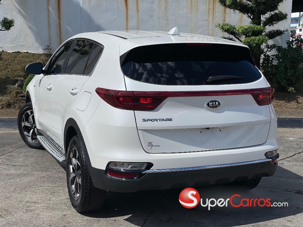 2021 Kia Sportage LX — foto 6 / 9
