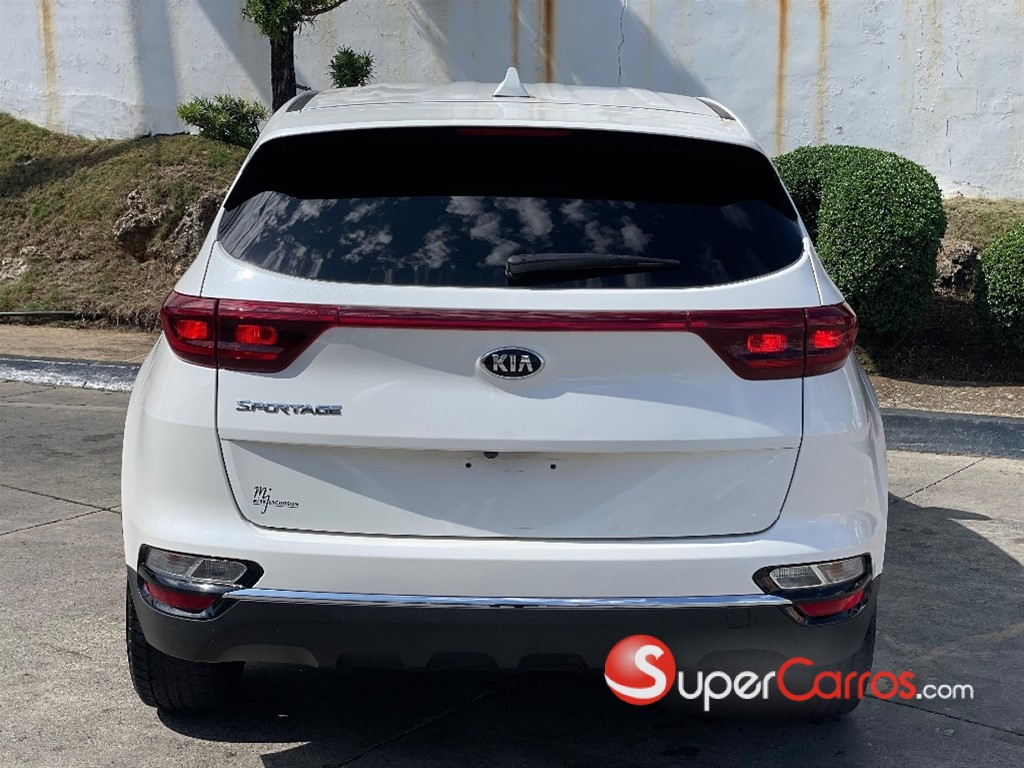 2021 Kia Sportage LX — foto 8 / 9