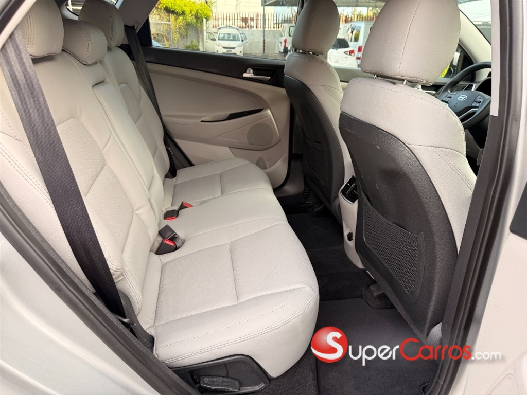 2020 Hyundai Tucson SEL — foto 12 / 12