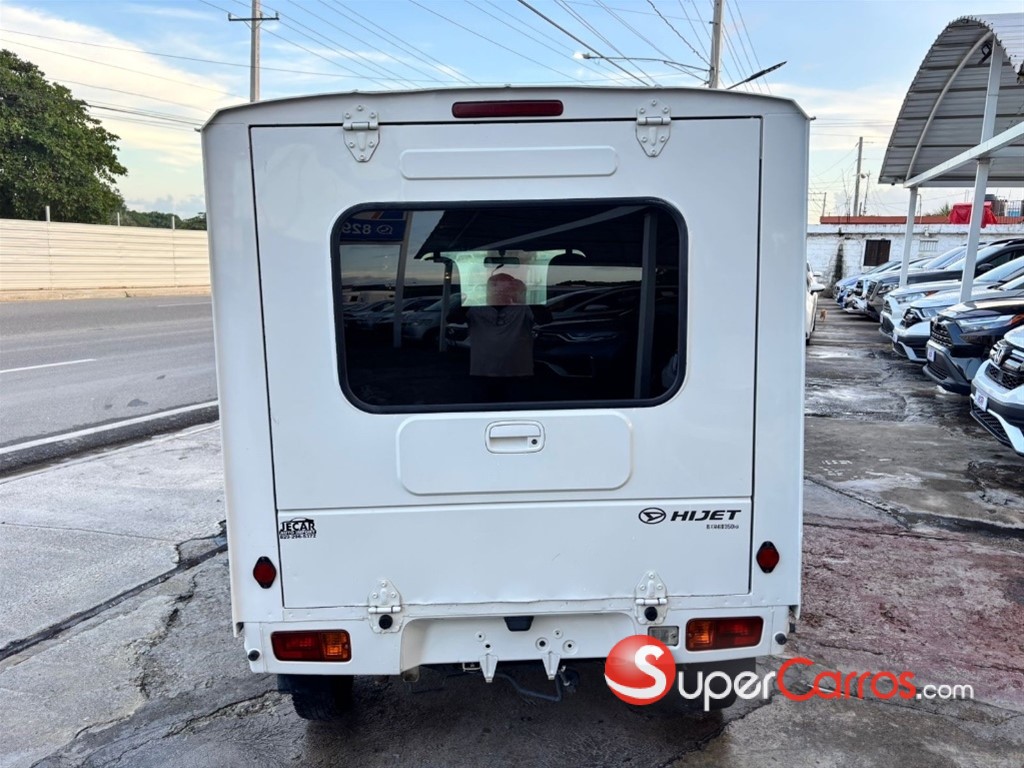 2019 Daihatsu Hijet — foto 5 / 10