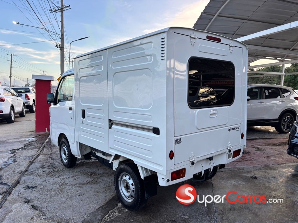2019 Daihatsu Hijet — foto 7 / 10