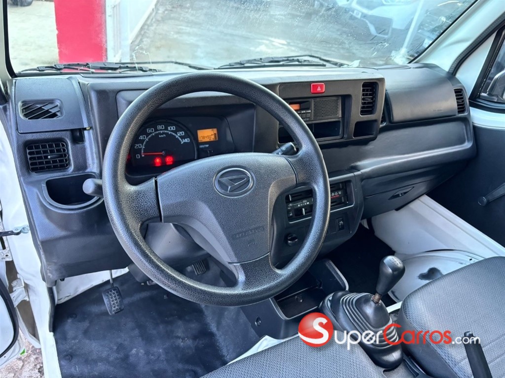 2019 Daihatsu Hijet — foto 9 / 10