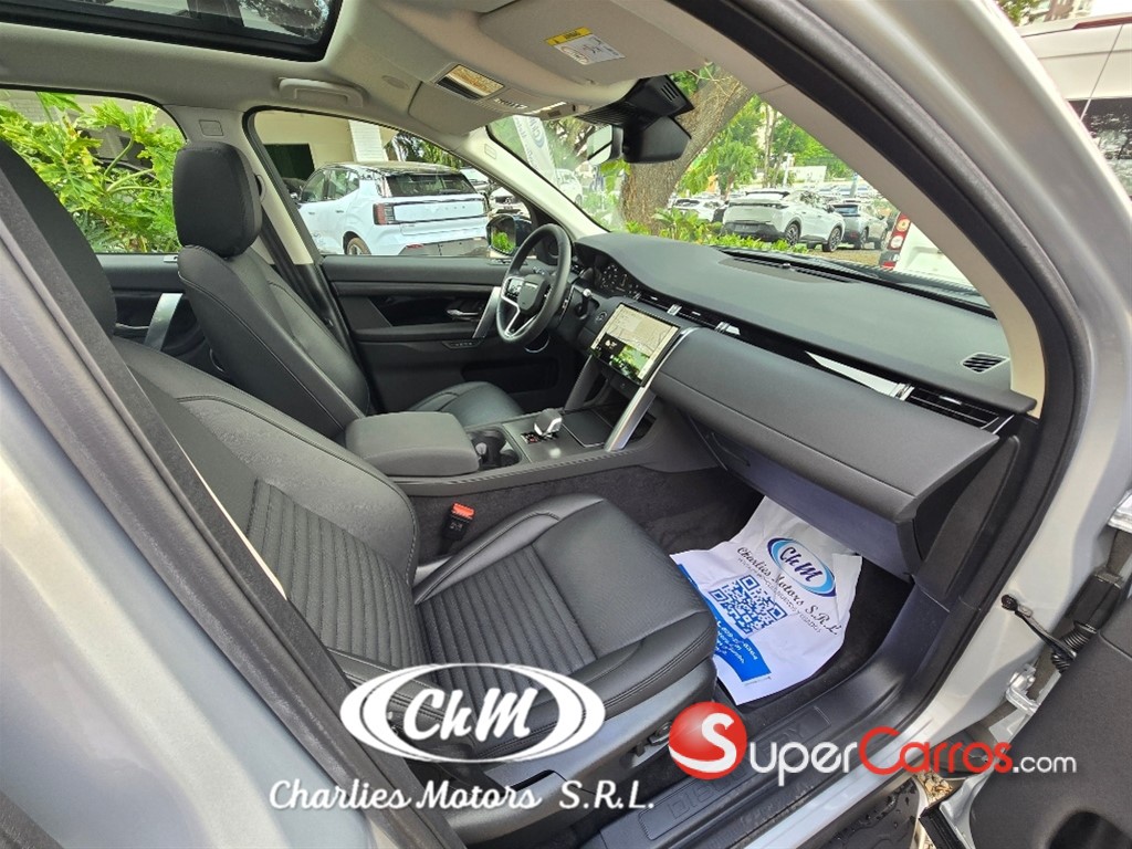 2025 Land Rover Discovery Sport SE — foto 8 / 12