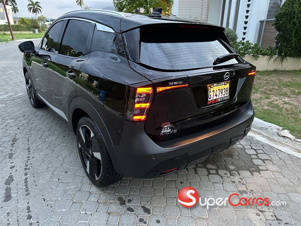 2025 Nissan Kicks Exclusive — foto 3 / 12