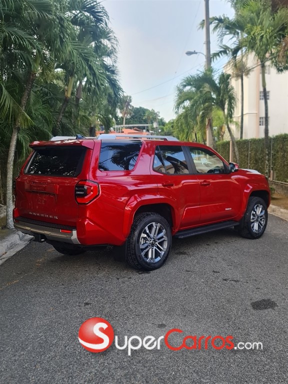 2026 Toyota 4 Runner Limited — foto 4 / 8