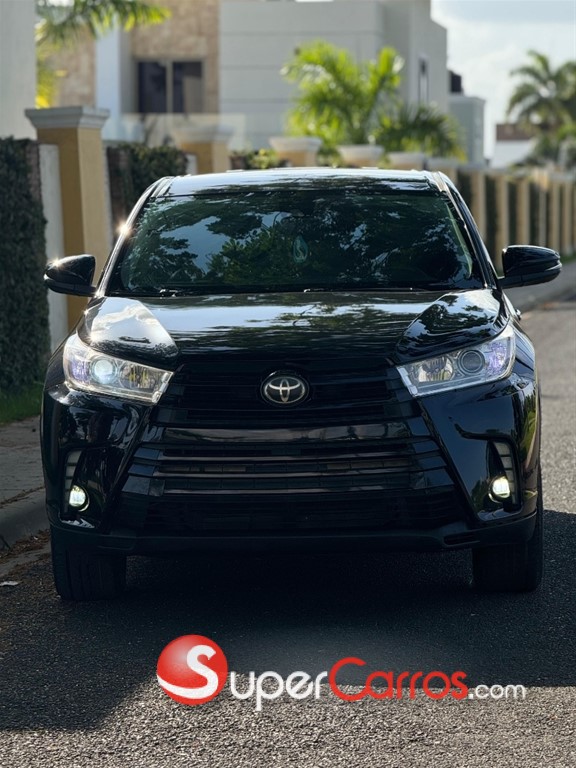 2018 Toyota Highlander LE Plus
