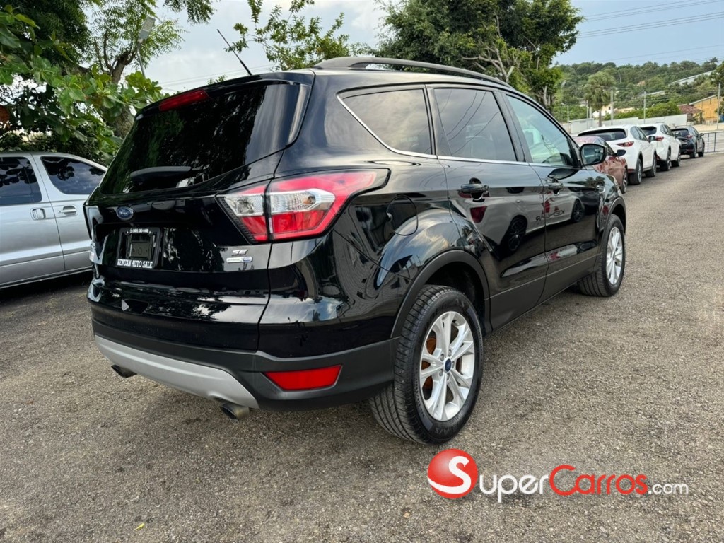 2018 Ford Escape SE — foto 4 / 10