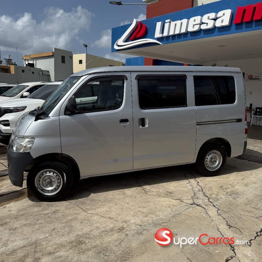 2020 Toyota Town-Ace — foto 2 / 10