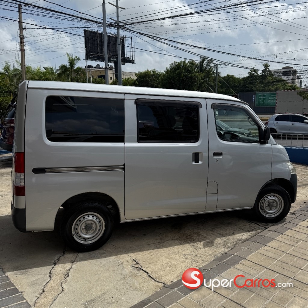 2020 Toyota Town-Ace — foto 4 / 10