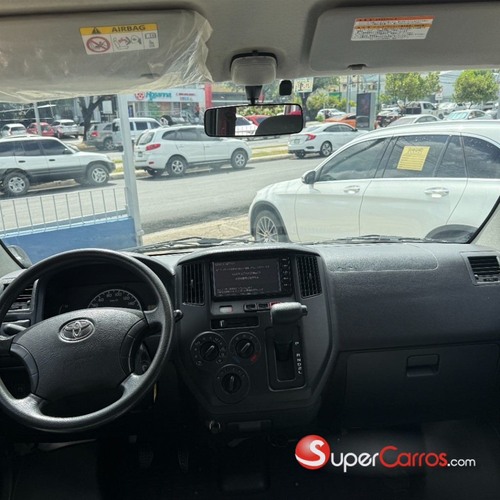 2020 Toyota Town-Ace — foto 9 / 10