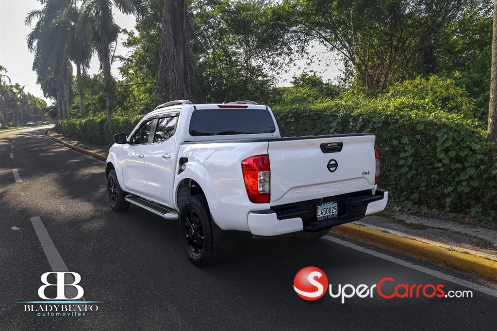 2023 Nissan Frontier — foto 9 / 10