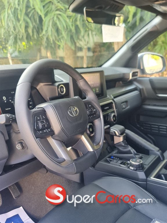 2026 Toyota 4 Runner Limited — foto 5 / 10