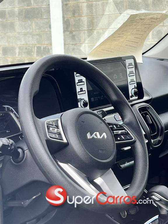 2027 Kia Sonet — foto 10 / 11