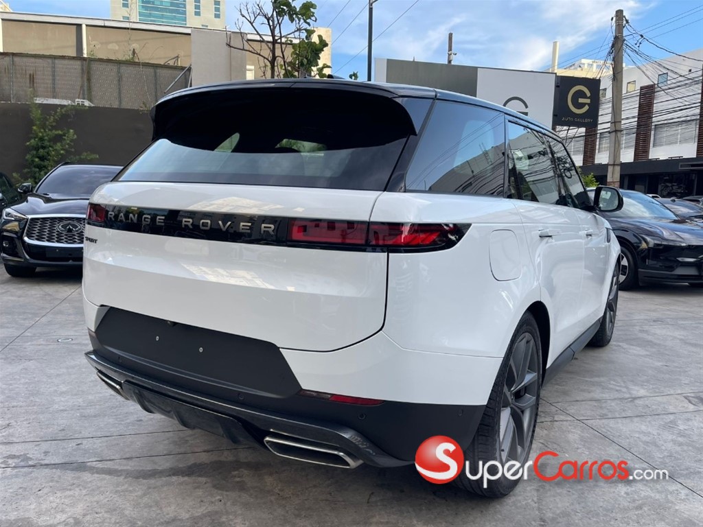 2025 Land Rover Range Rover SE — foto 6 / 12
