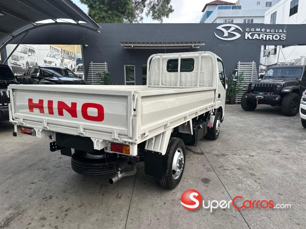 2025 Hino 200 — foto 3 / 10