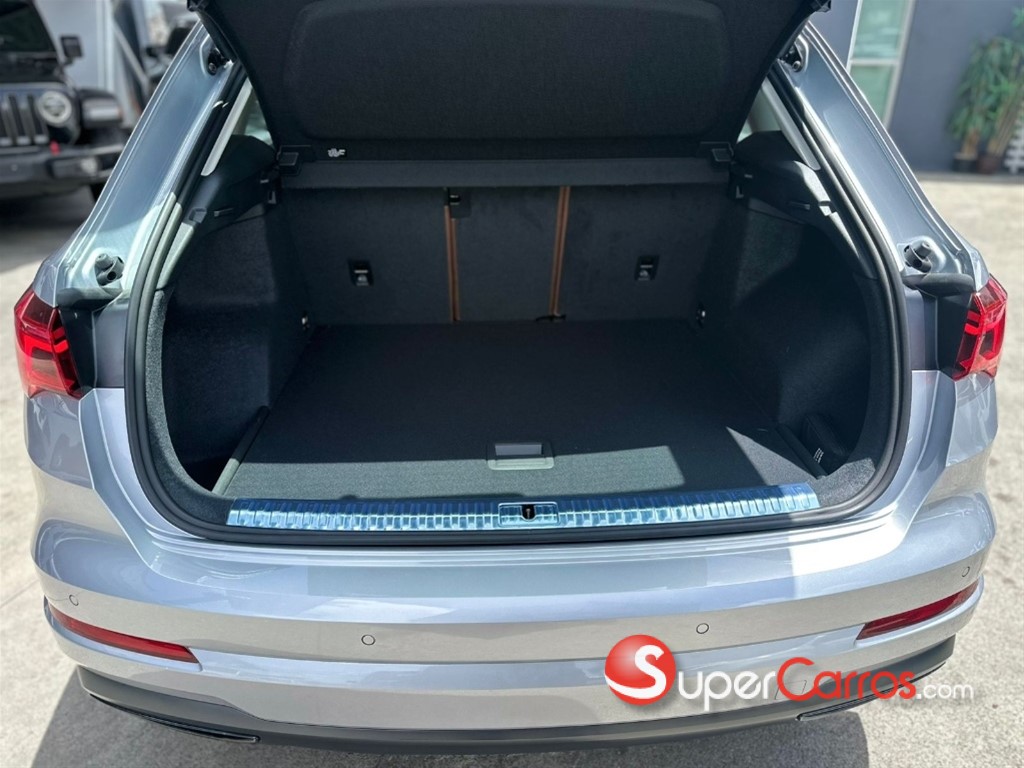 2025 Audi Q3 35 TFSI Advance Plus — foto 12 / 12