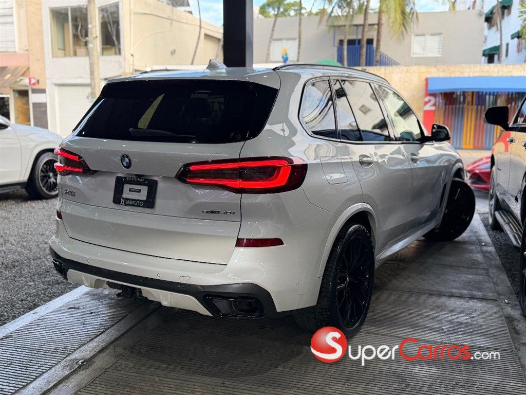 2020 BMW X 5 M Package — foto 8 / 10