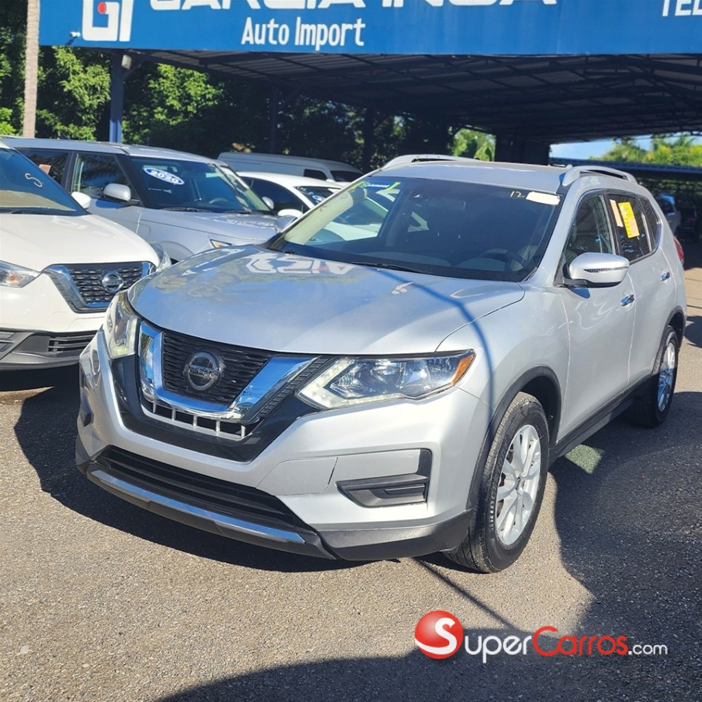 2020 Nissan Rogue SV — foto 3 / 10