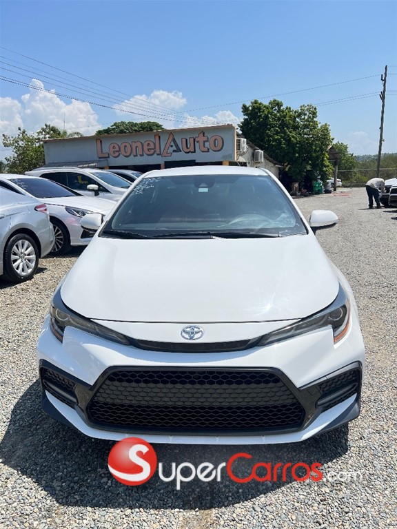 2020 Toyota Corolla SE — foto 2 / 11
