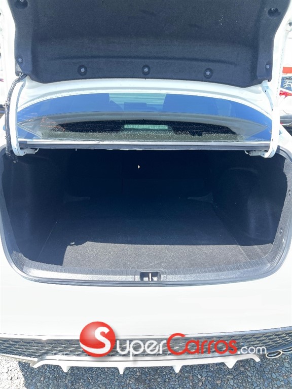 2020 Toyota Corolla SE — foto 7 / 11