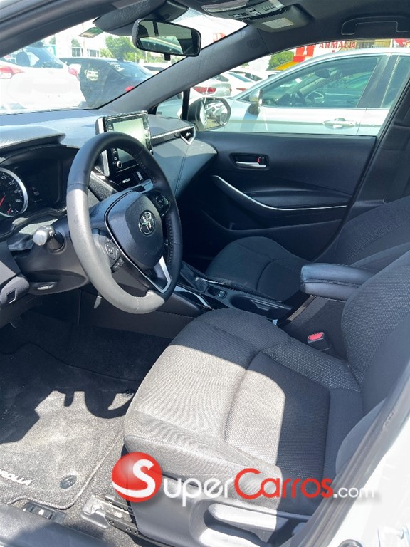 2020 Toyota Corolla SE — foto 9 / 11