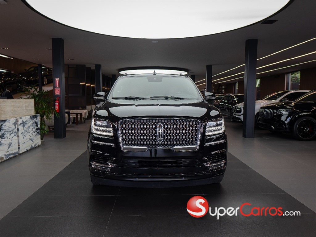 2020 Lincoln Navigator — foto 3 / 7