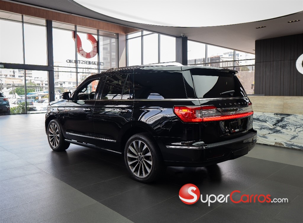 2020 Lincoln Navigator — foto 4 / 7