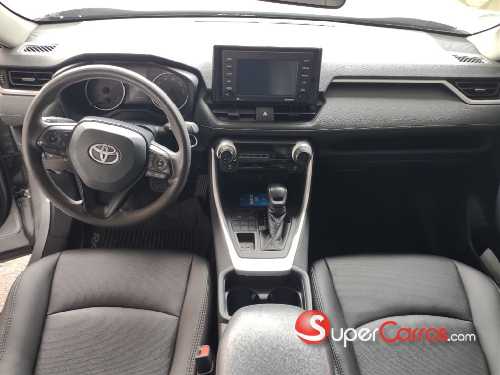 2021 Toyota RAV4 XLE — foto 3 / 9
