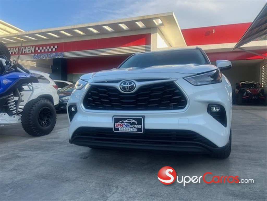 2022 Toyota Highlander XLE