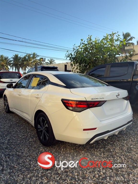 2020 Nissan Sentra SV — foto 4 / 8
