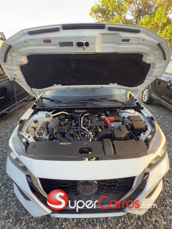 2020 Nissan Sentra SV — foto 7 / 8