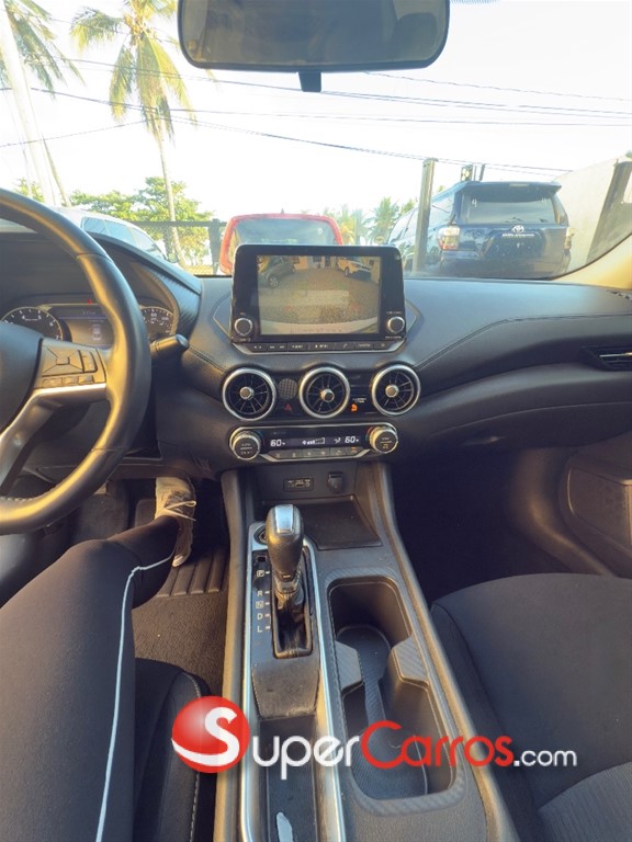 2020 Nissan Sentra SV — foto 8 / 8