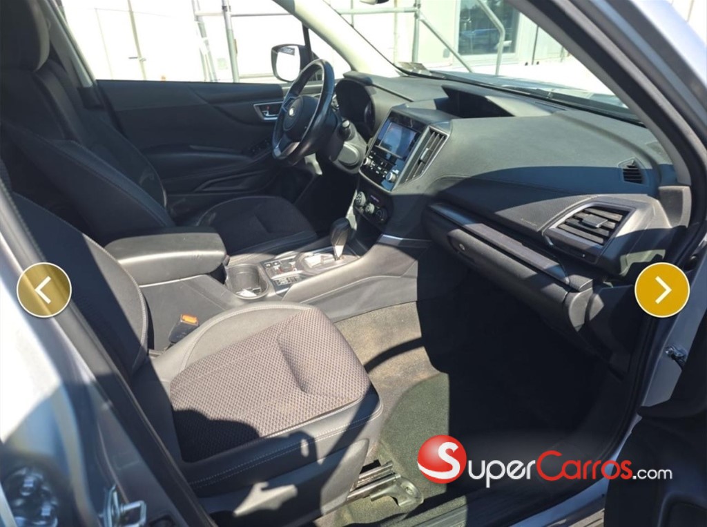 2021 Subaru Forester Premium — foto 8 / 12