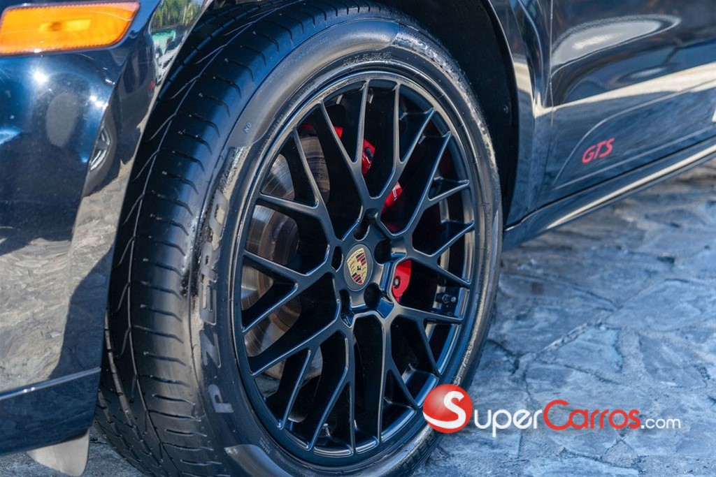 2021 Porsche Macan GTS — foto 4 / 7