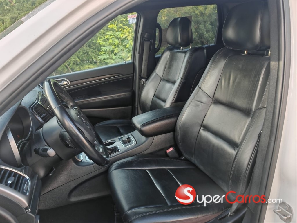 2020 Jeep Grand Cherokee Limited 4x4 — foto 4 / 8