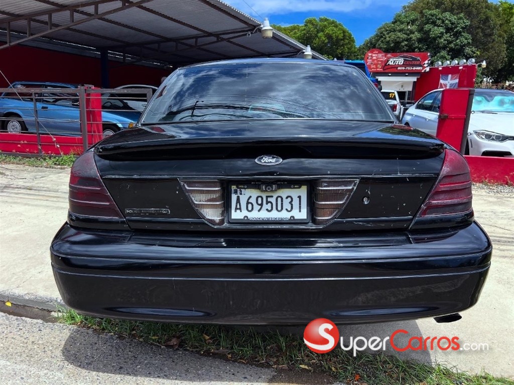 2010 Ford Crown Victoria Police Interceptor — foto 7 / 12