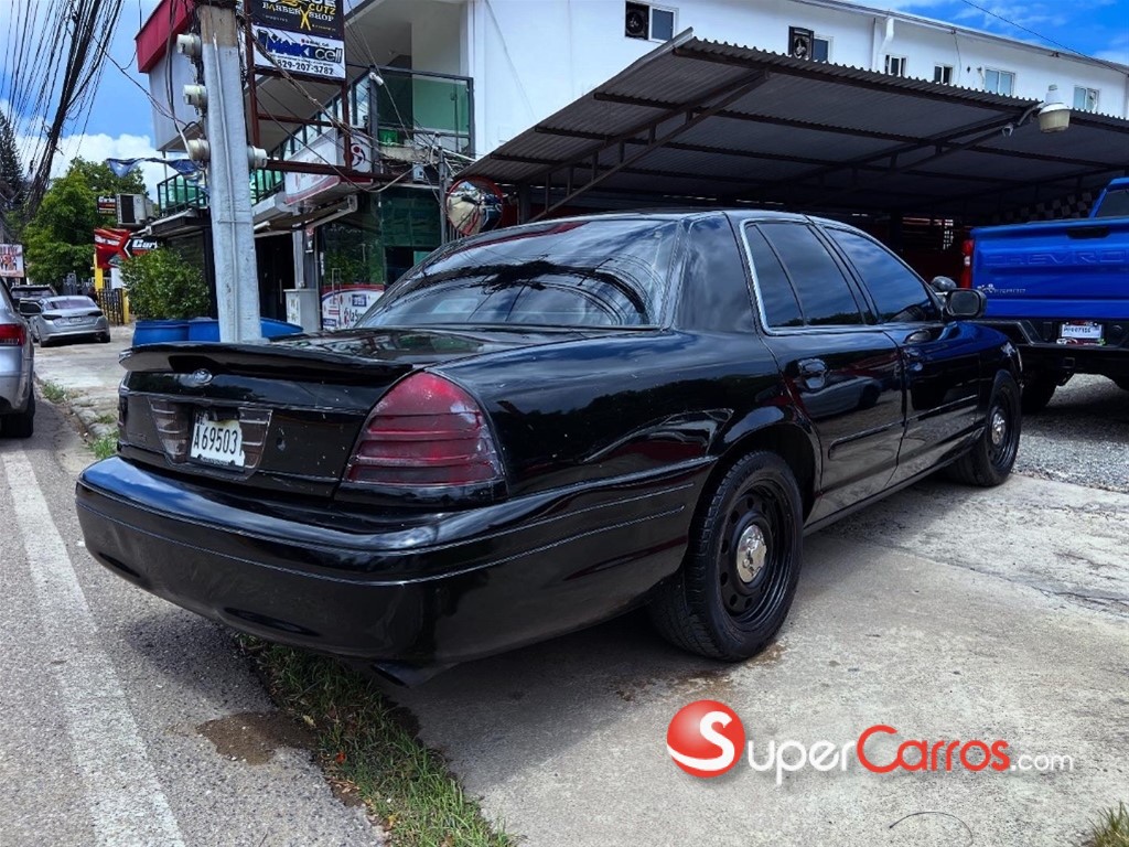 2010 Ford Crown Victoria Police Interceptor — foto 10 / 12