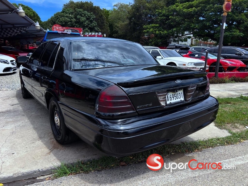 2010 Ford Crown Victoria Police Interceptor — foto 12 / 12